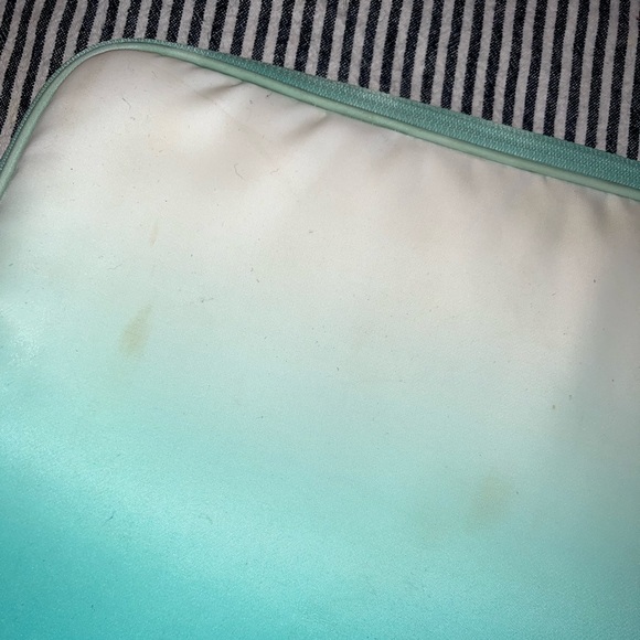 Kate Spade New York Jae Degrade Green Blue Ombré 15” Soft Laptop Sleeve Case - Picture 6 of 6